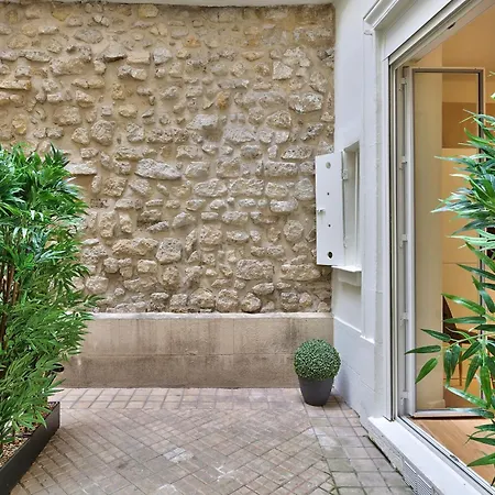 Apartment Hr Quai Augustins - Notre Dame Paris